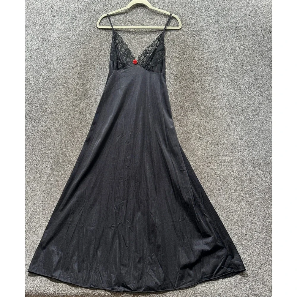 VTG Petra Fashions Black Lace Maxi Nightgown Small Rose Detail USA Made Romantic